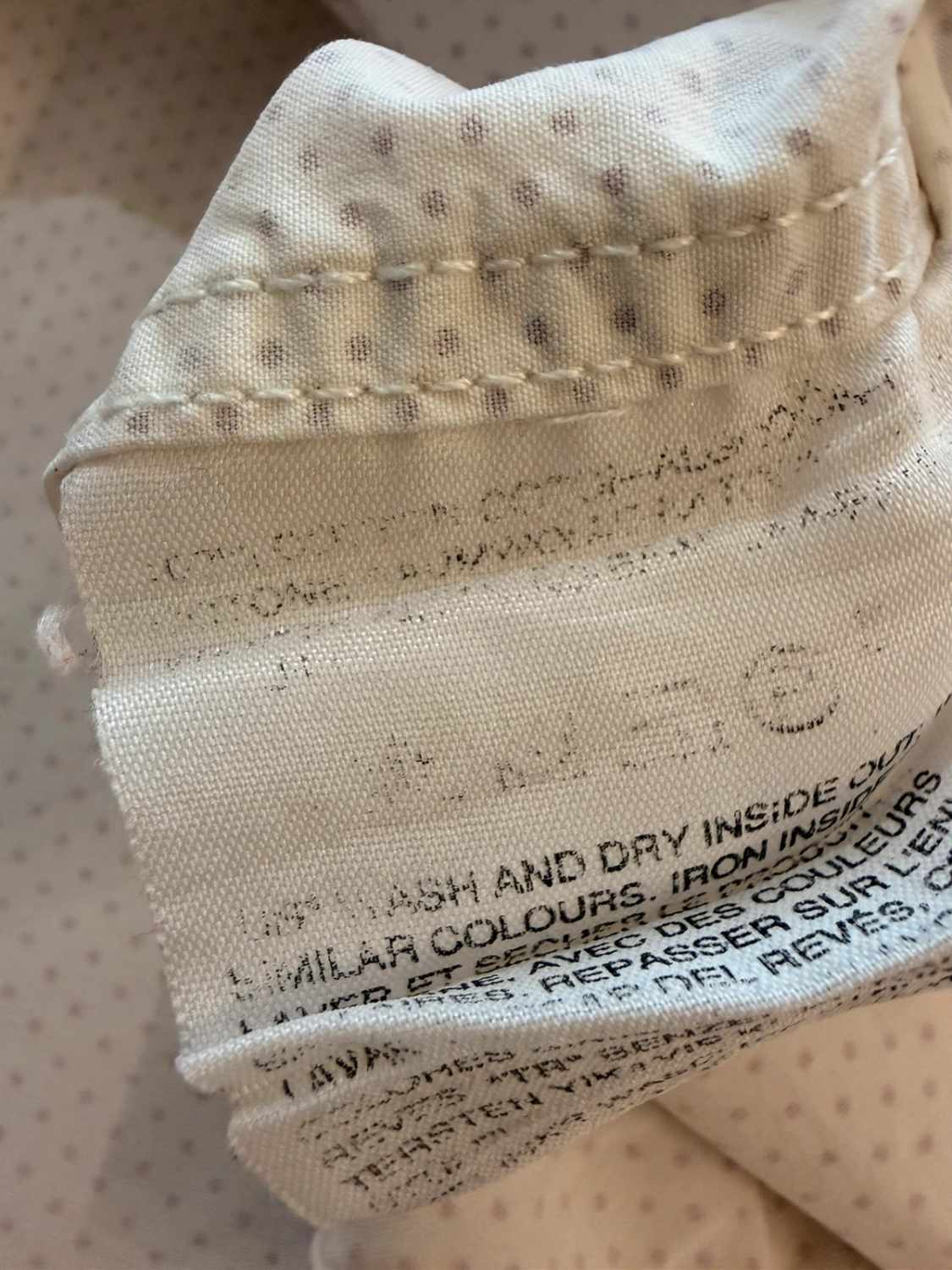 Camicia Levi's Bianco con Motivo Grigio - Minimalismo & Versatilità