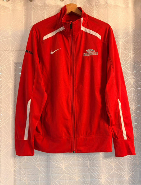🏈🔥 Veste Nike "Raiders Lithia Auto Store" Rouge/Blanc - Collector & Sportive