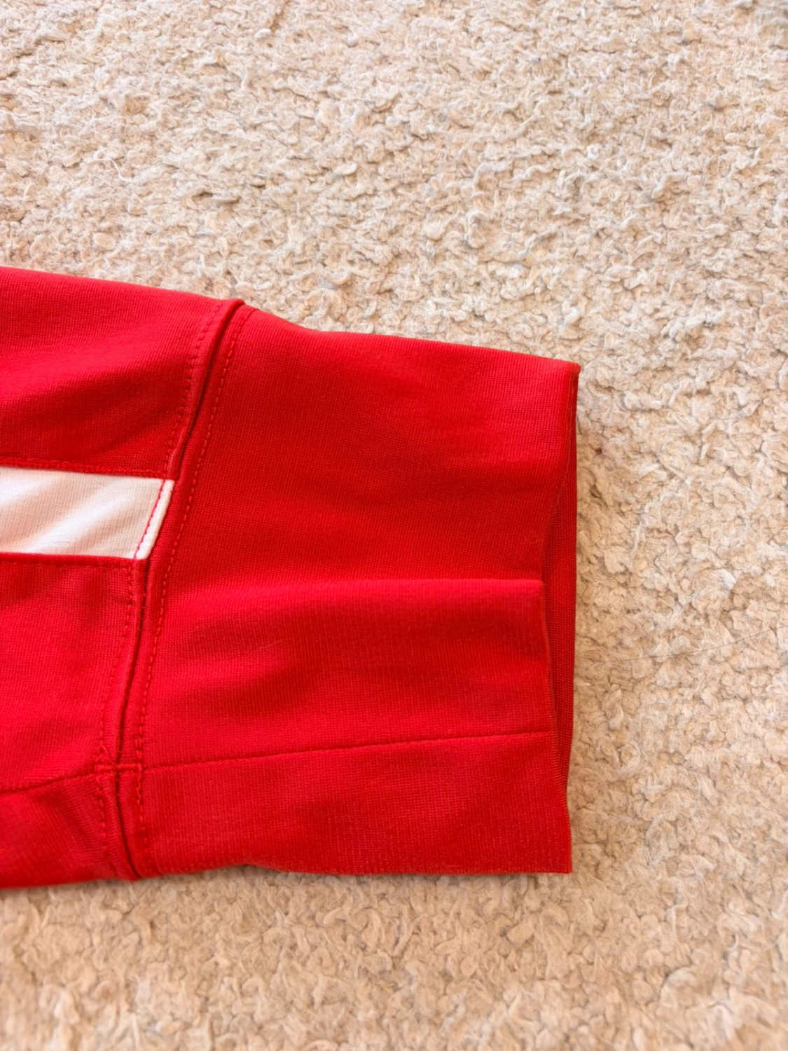 🏈🔥 Veste Nike "Raiders Lithia Auto Store" Rouge/Blanc - Collector & Sportive