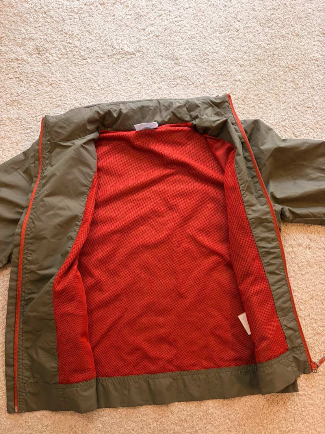 🤎 Veste Reebok Imperméable à Capuche Kaki - Protection & Style