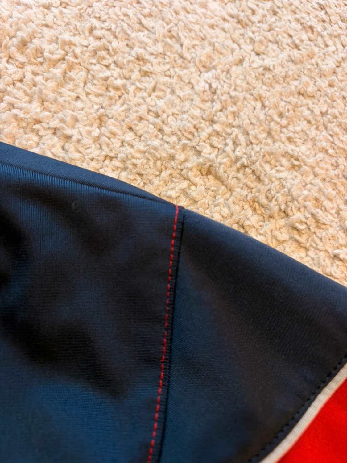 🔴🔵 Veste Asics Survêtement Rouge/Marine - Classique & Fonctionnelle