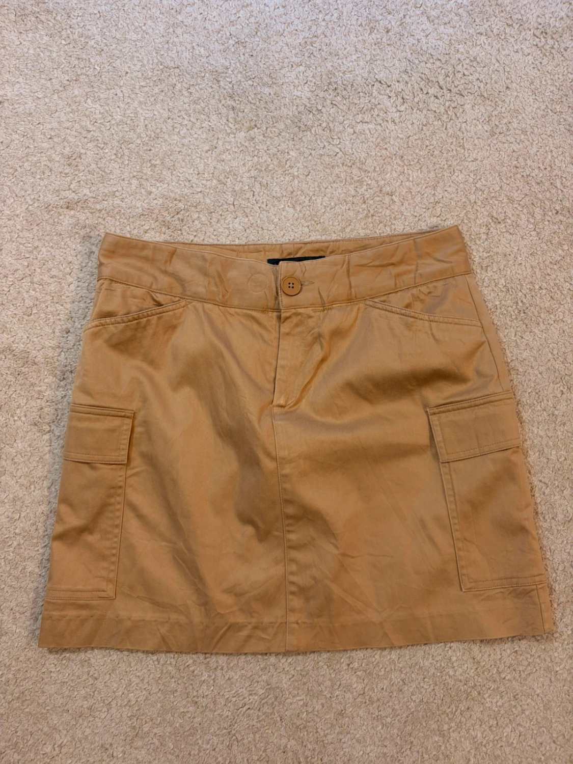 Jupe Banana Republic Factory Story Beige - Taille 8 (L)