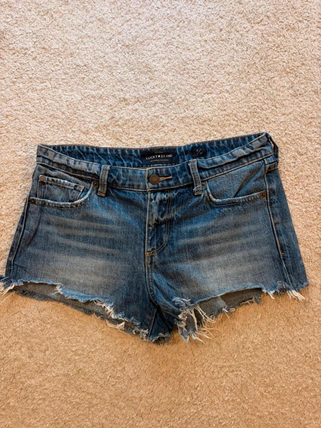👖Short Lucky Brand "The Cut Off" en Jean Bleu - Style Dénim Détendu