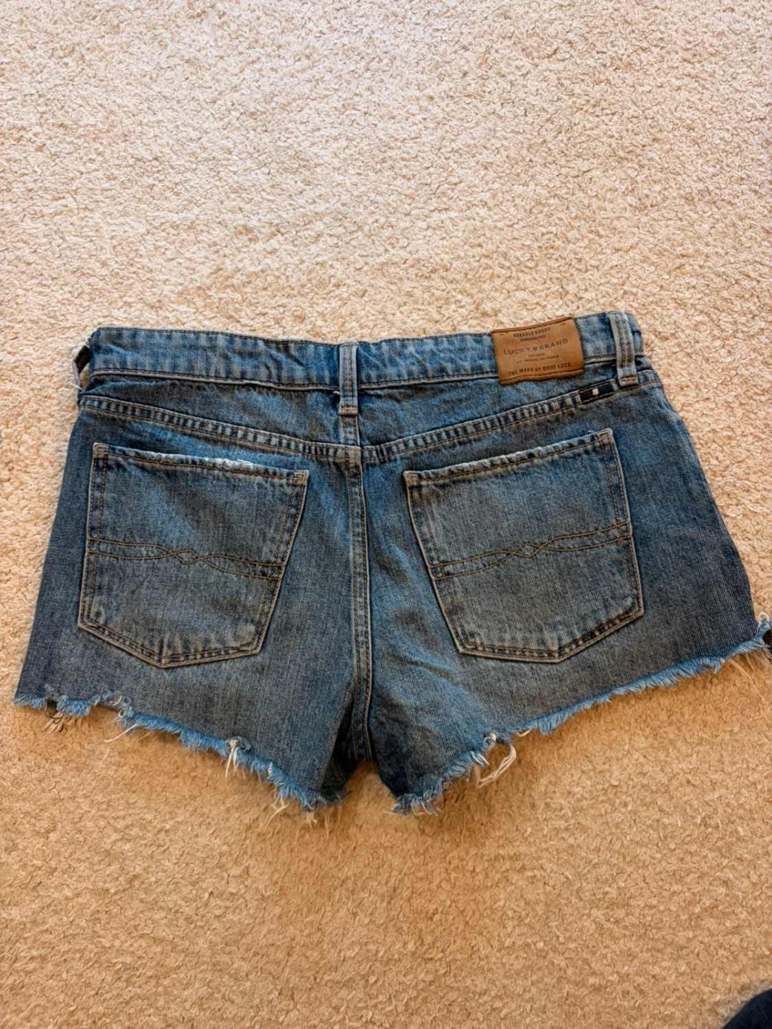 👖Short Lucky Brand "The Cut Off" en Jean Bleu - Style Dénim Détendu