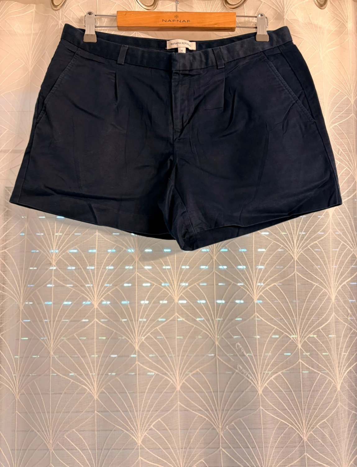 🩳 Short Banana Republic Marine Lin - Fraîcheur & Style Décontracté