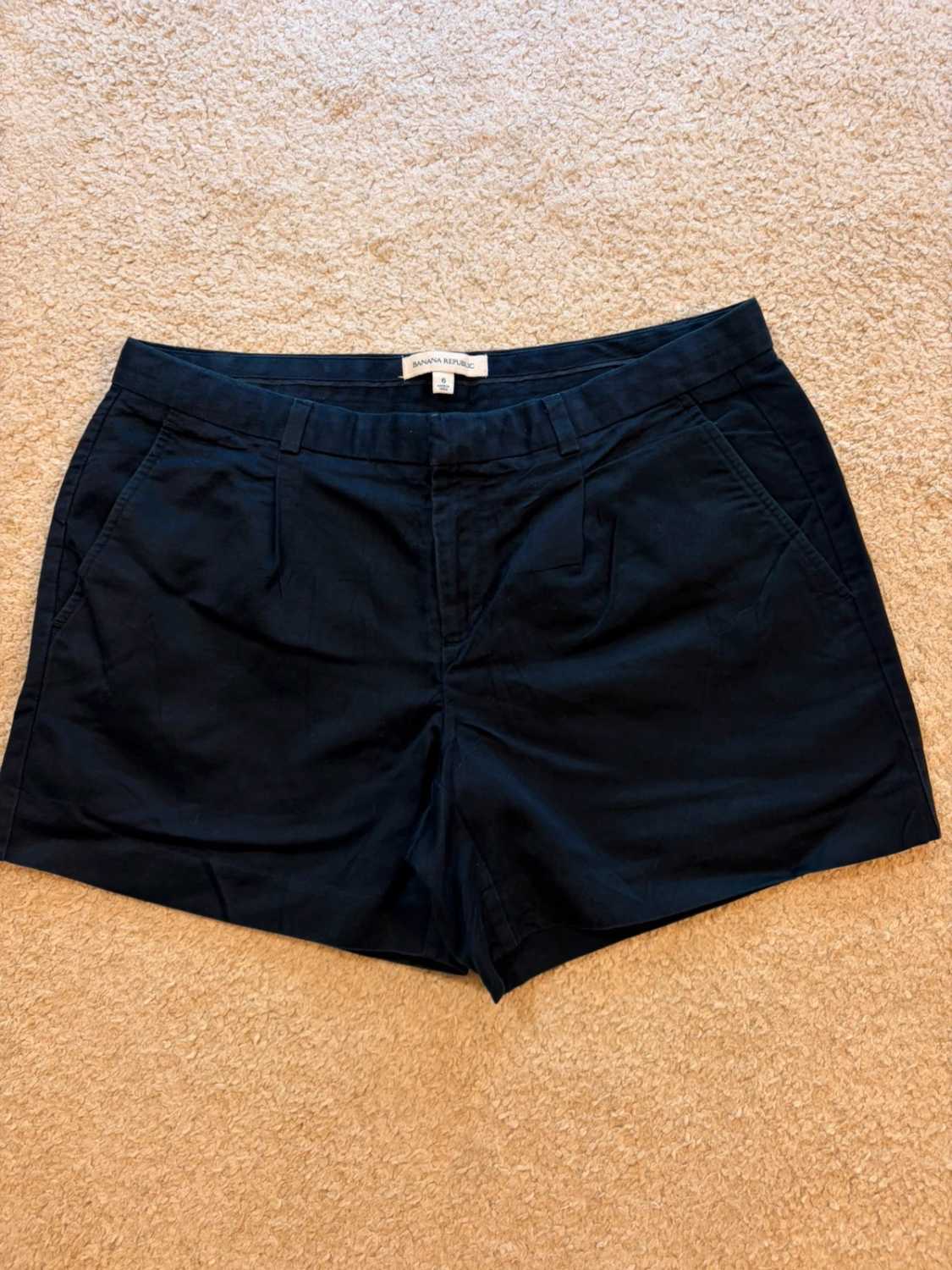 🩳 Short Banana Republic Marine Lin - Fraîcheur & Style Décontracté