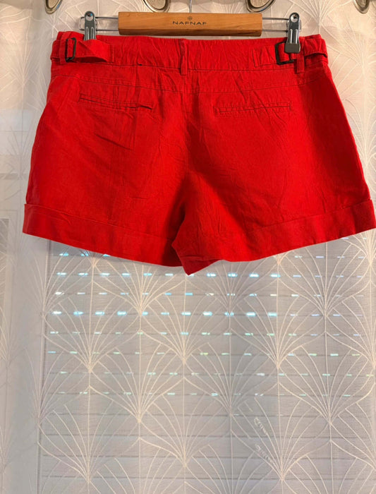 🩳 Short Banana Republic "Martin Fit" Rouge Lin - Audacieux & Élégant