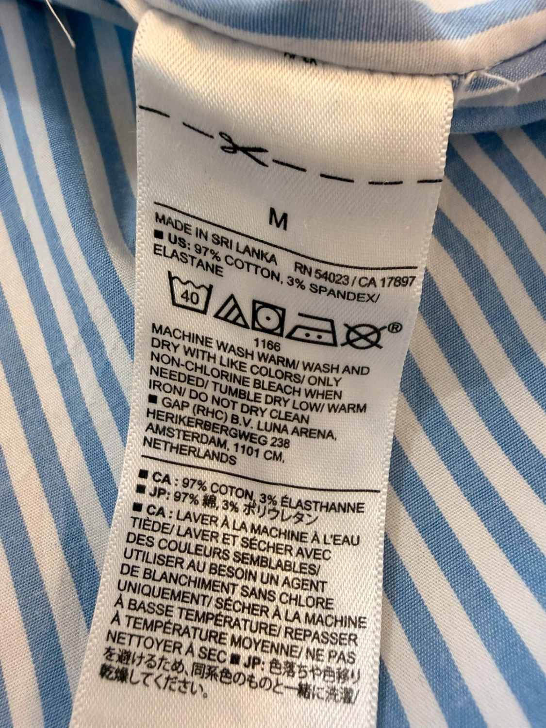 💙🤍 Banana Republic Slim Fit Kreukvrij Overhemd met Lichtblauw/Witte Strepen - Praktisch & Elegant