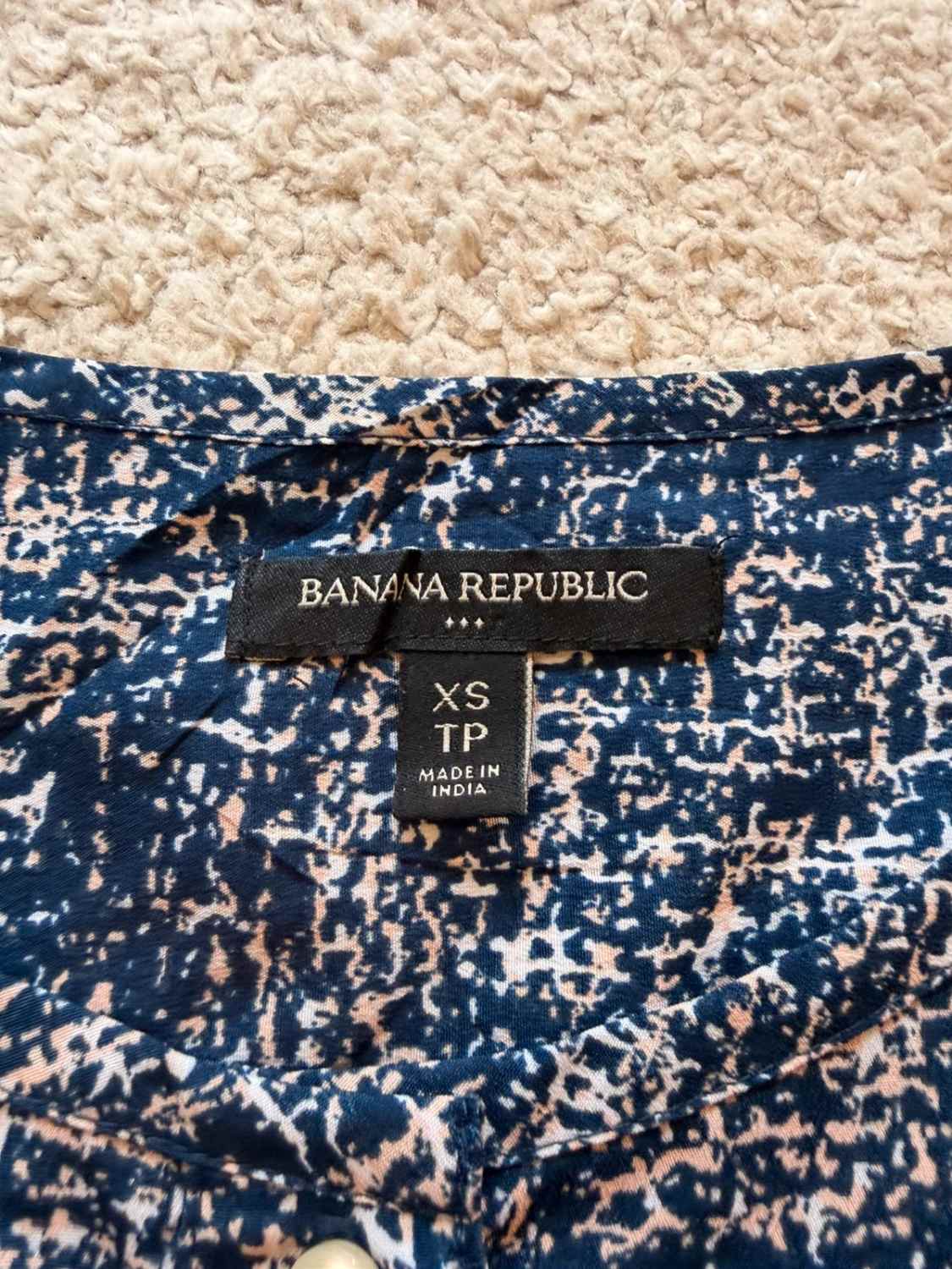 Chemise Banana Republic Bleu à Motif Blanc/Abricot
