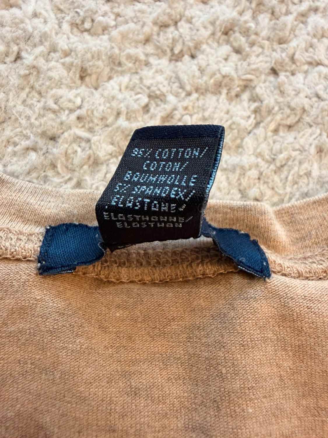 🟤👕 T-shirt Gap Beige - Confort Minimaliste & Douceur