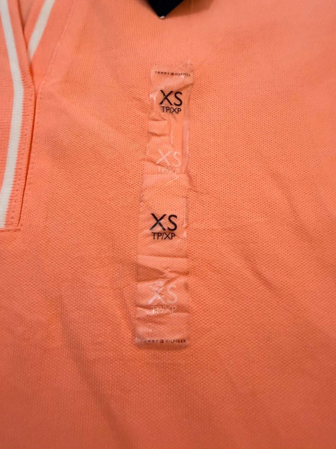 🍑Polo Tommy Hilfiger Col V Abricot Neuf Avec Étiquette