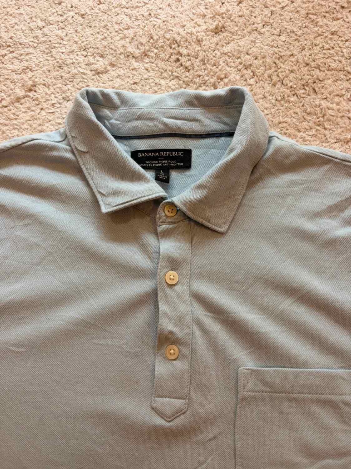 💧 Polo Banana Republic Piqué Anti-Moiteur Bleu Clair - Fraîcheur & Confort Actif