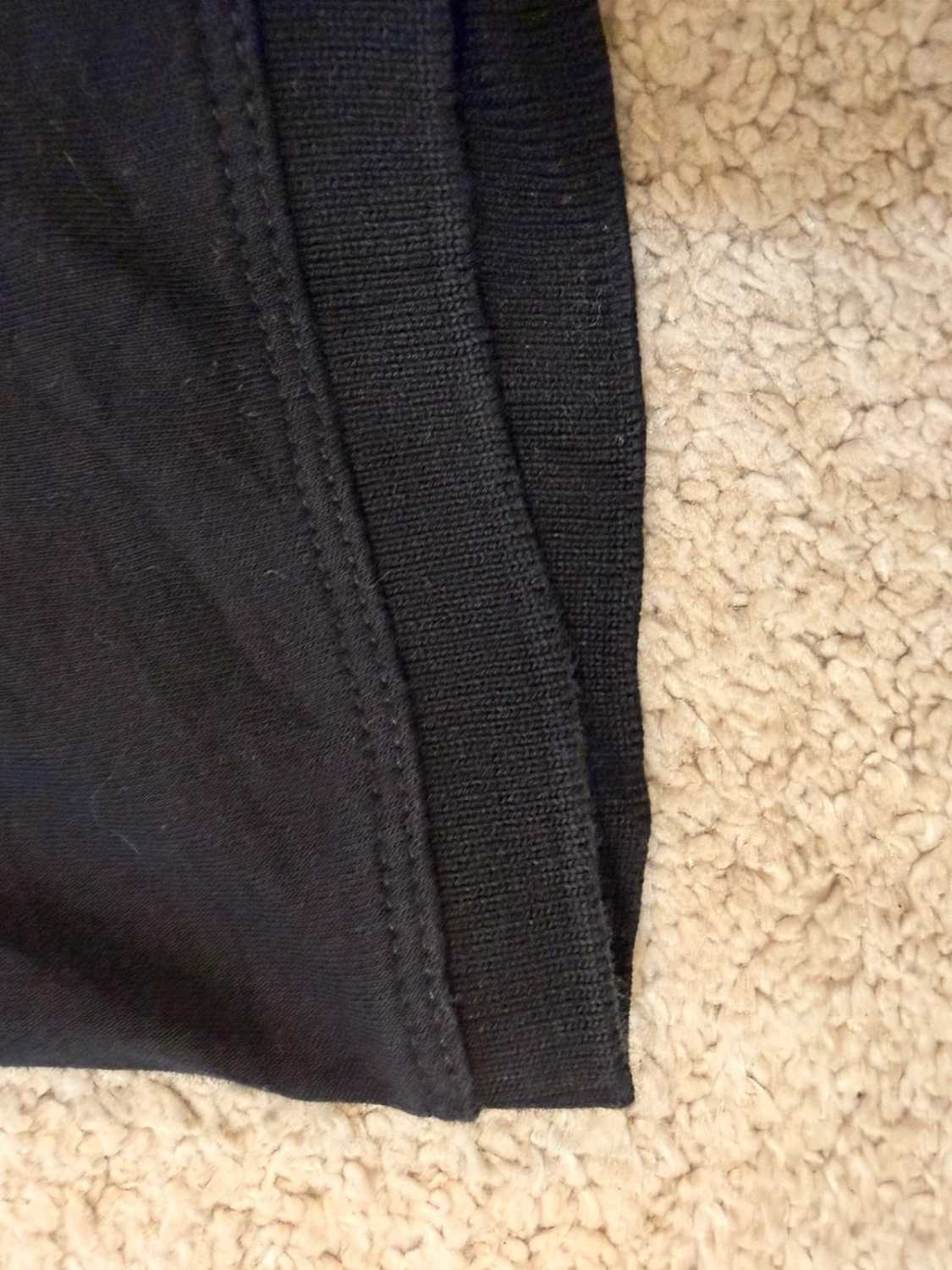 🖤👔 Polo Banana Republic "Dress Polo" Noir - Élégance Intemporelle