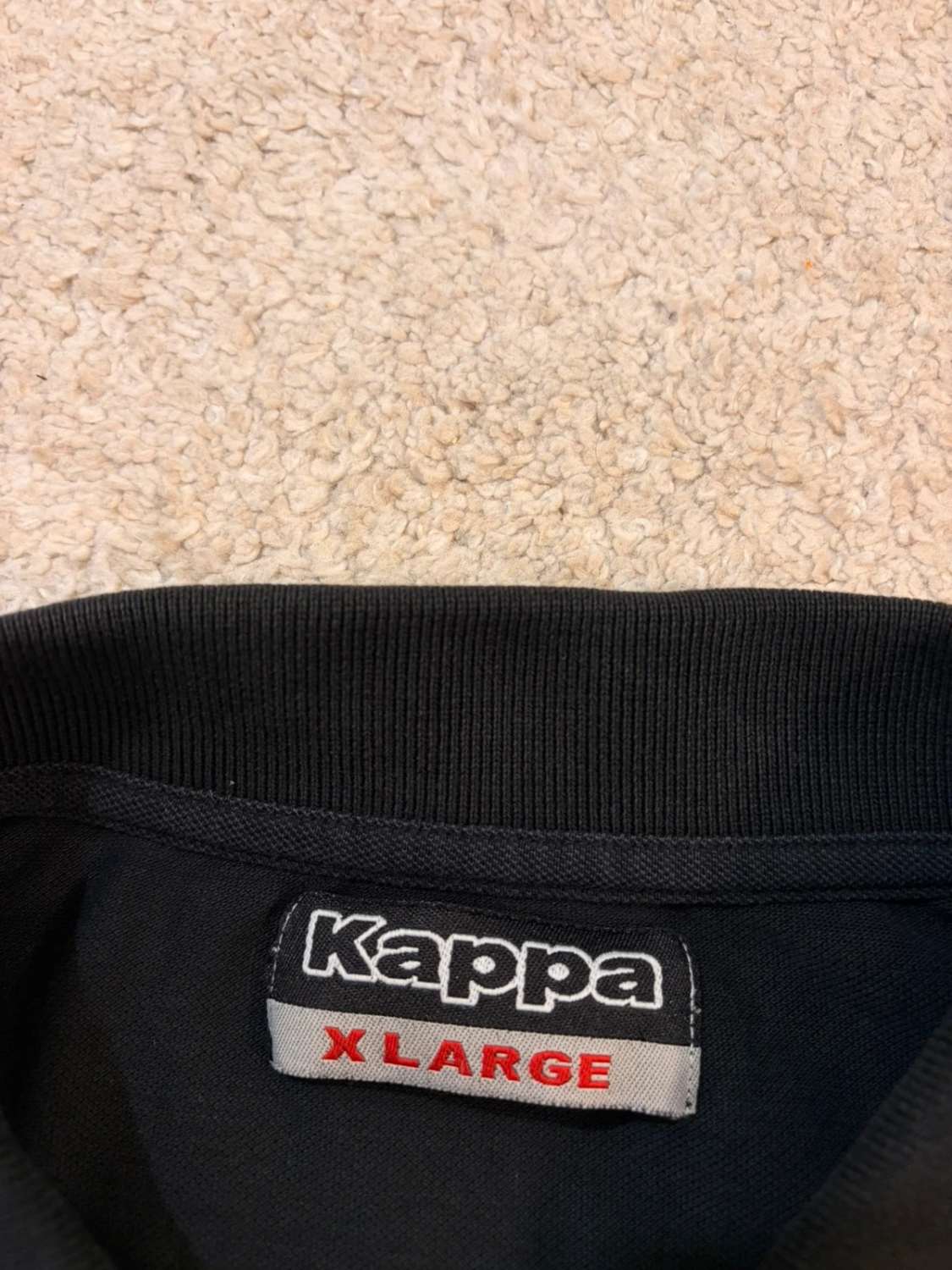🔴 Polo Kappa Noir - Sportif & Iconique
