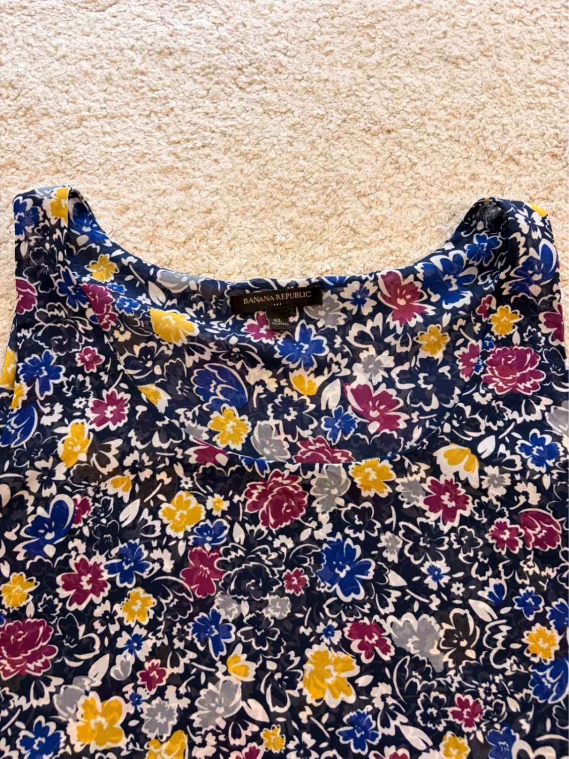 Blouse sans Manches Banana Republic - Motif Fleur - Taille XL
