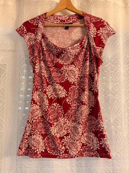 Blouse Banana Republic à Motif Fleurs Bordeaux/Blanc - Romantique & Féminine