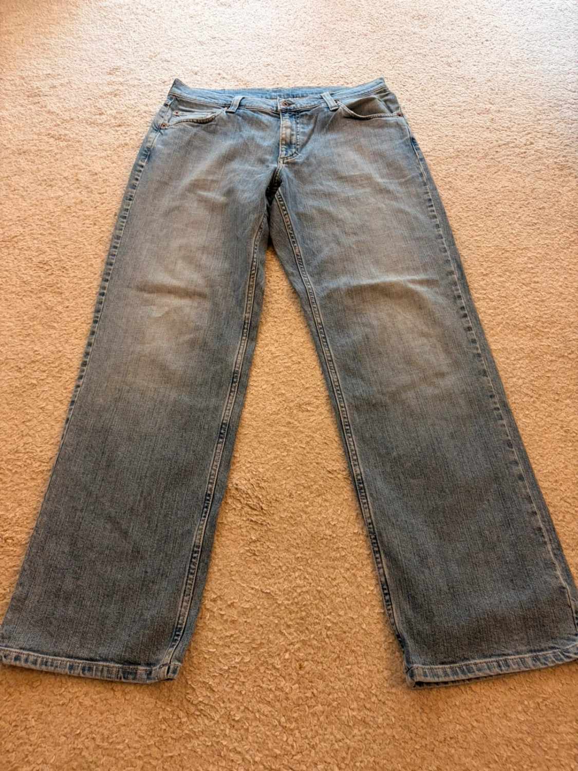 👖🔵 Jeans Mustang Bleu Clair - Coupe Régulière & Confort Élastique