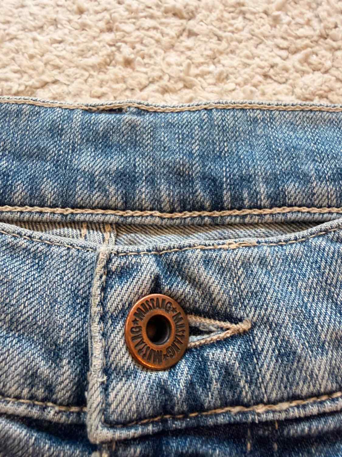 👖🔵 Jeans Mustang Bleu Clair - Coupe Régulière & Confort Élastique