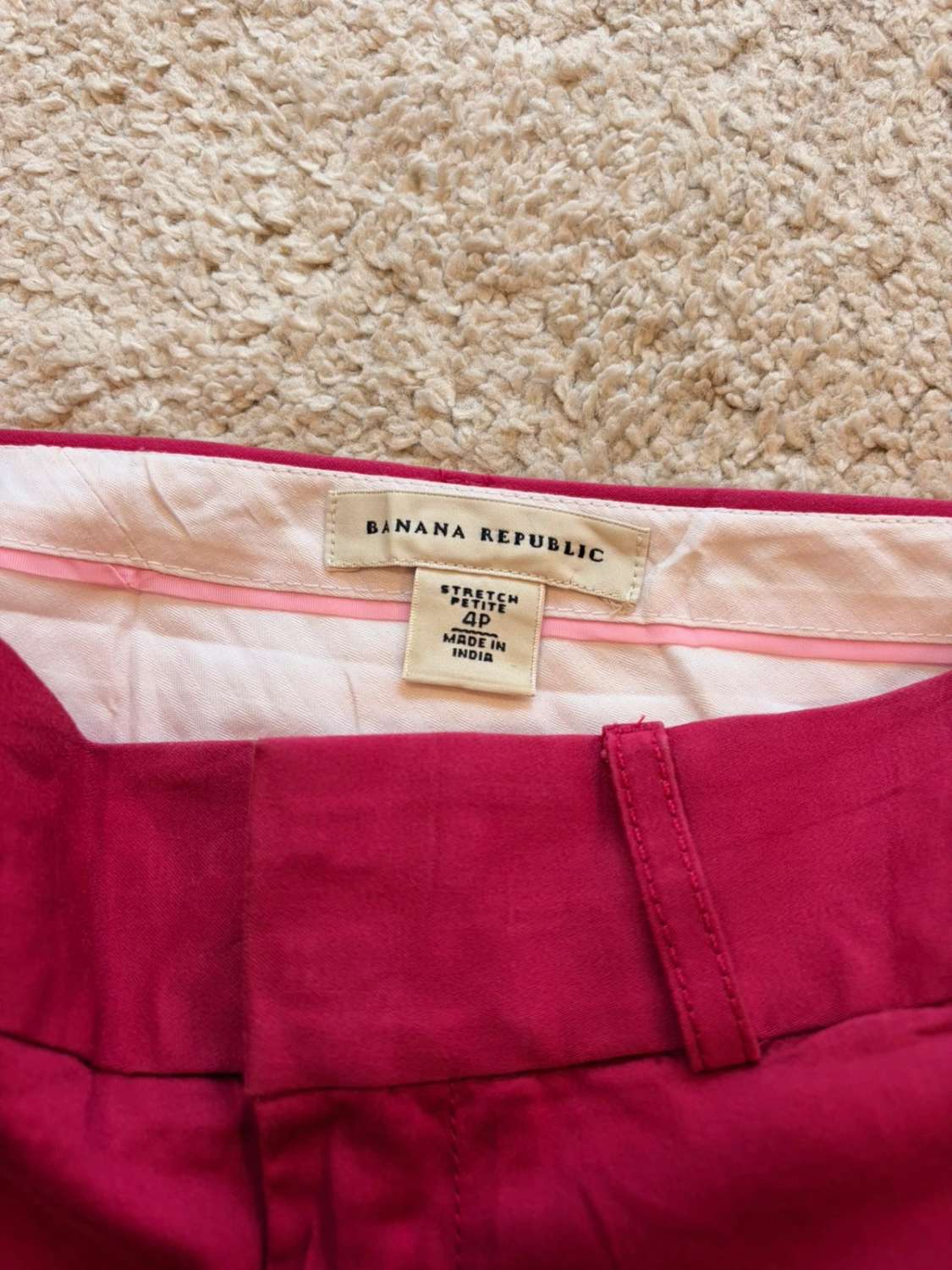 Pantalon Court Banana Republic Fuchsia - Taille M