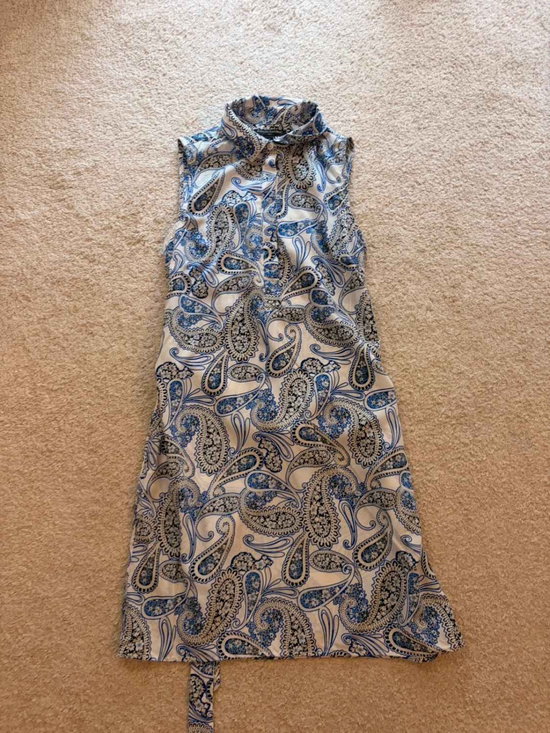 🌸🤍 Tunique Banana Republic Sans Manches à Motif Fleur Bleu/Noir