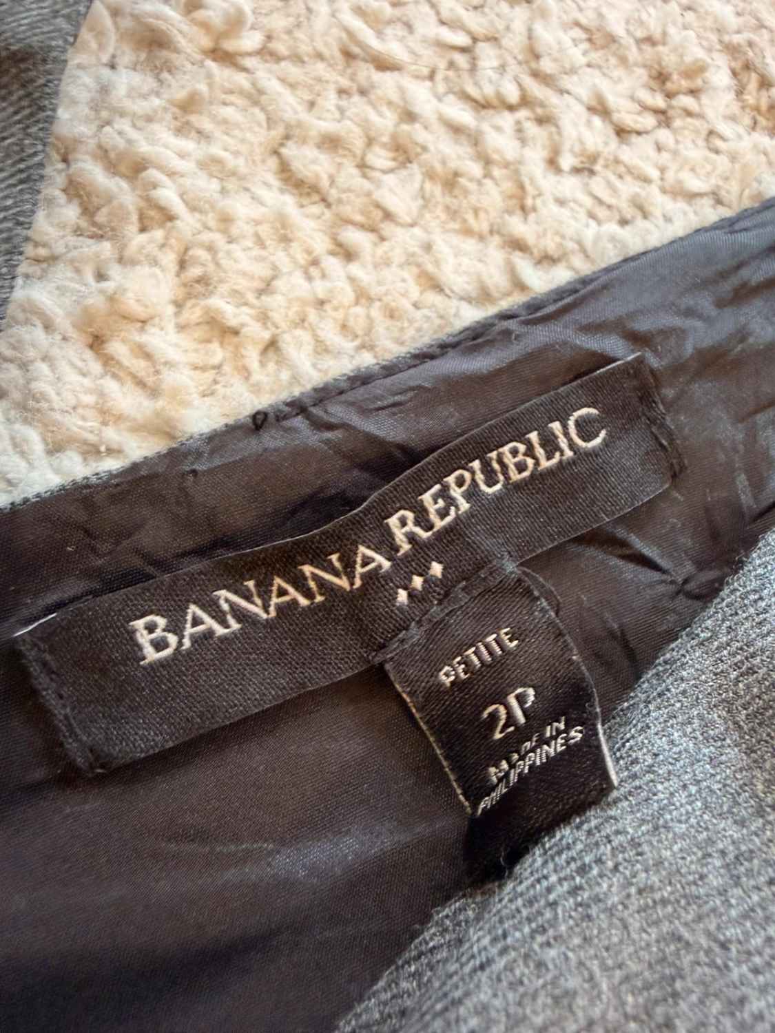 Robe Banana Republic Sans Manches Gris Foncé - Taille S