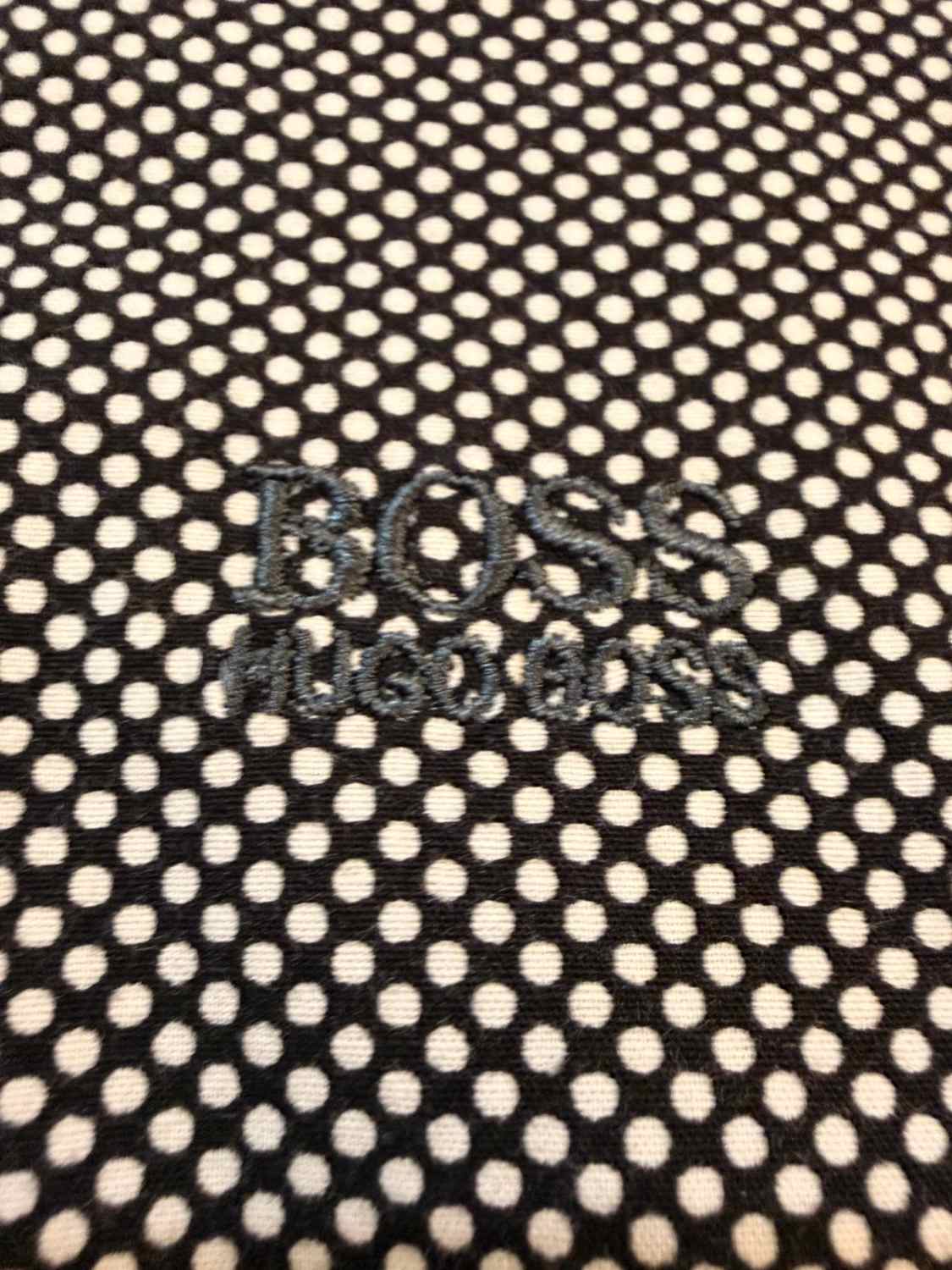 ⬛ Chemise Hugo Boss à motifs Noir & Blanc - XL