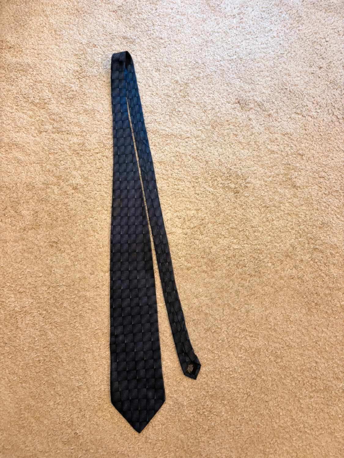 👔 Cravate Bill Blass - Soie Noir & Bleu