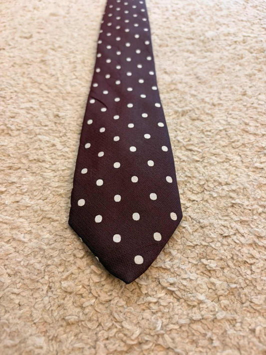 👔 Cravate Bordeaux a motif blanc