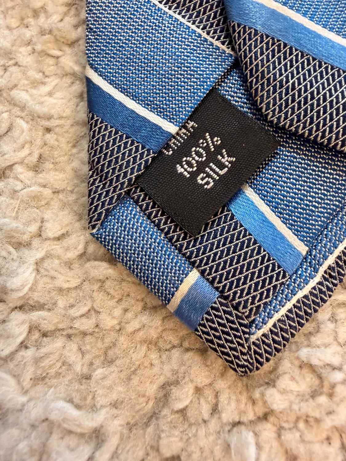 👔 Cravate Calvin Klein - Rayures Bleu/Gris