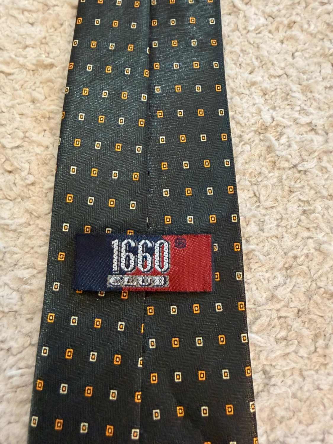 👔 Cravate 1660 Club - Noir & Motifs