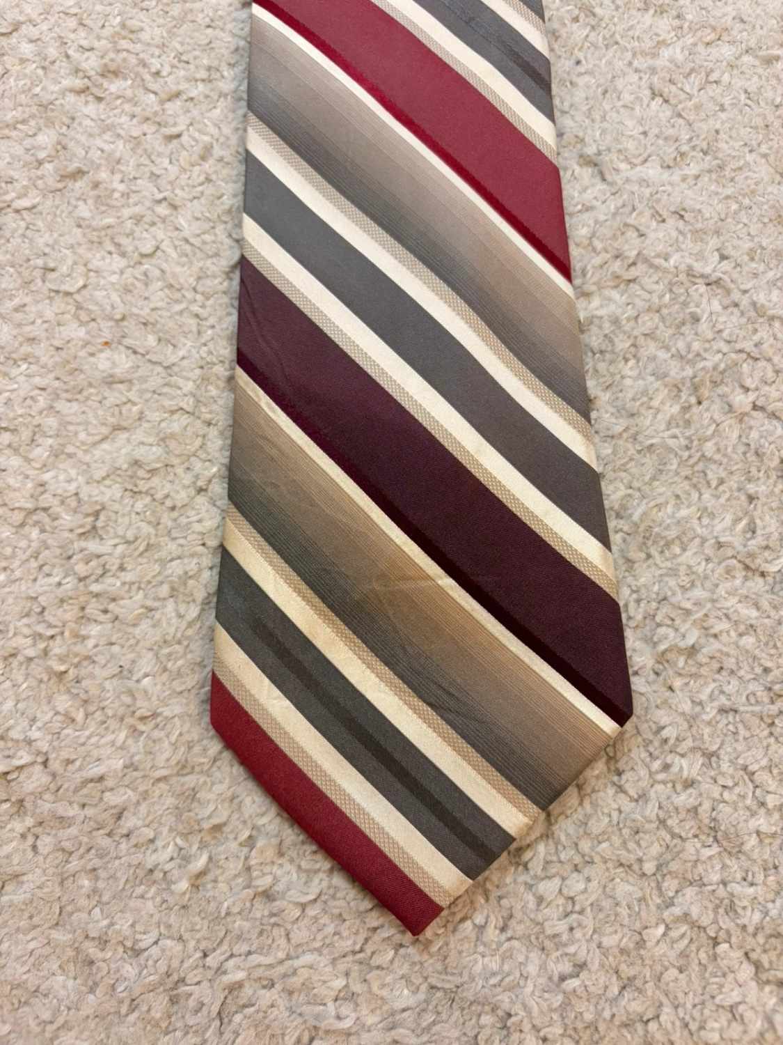 👔 Cravate Axcess - Rayures Bordeaux & Kaki