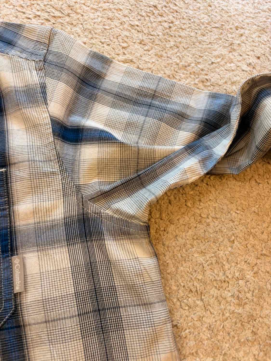 Columbia Blue, Gray, Navy & White Plaid Shirt - M
