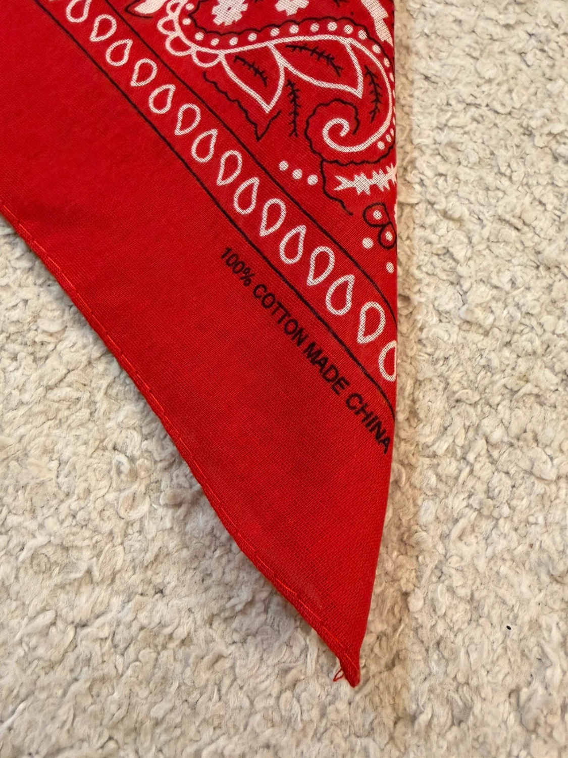 🧣 Bandana Rouge, Blanc & Noir - 53x53 cm