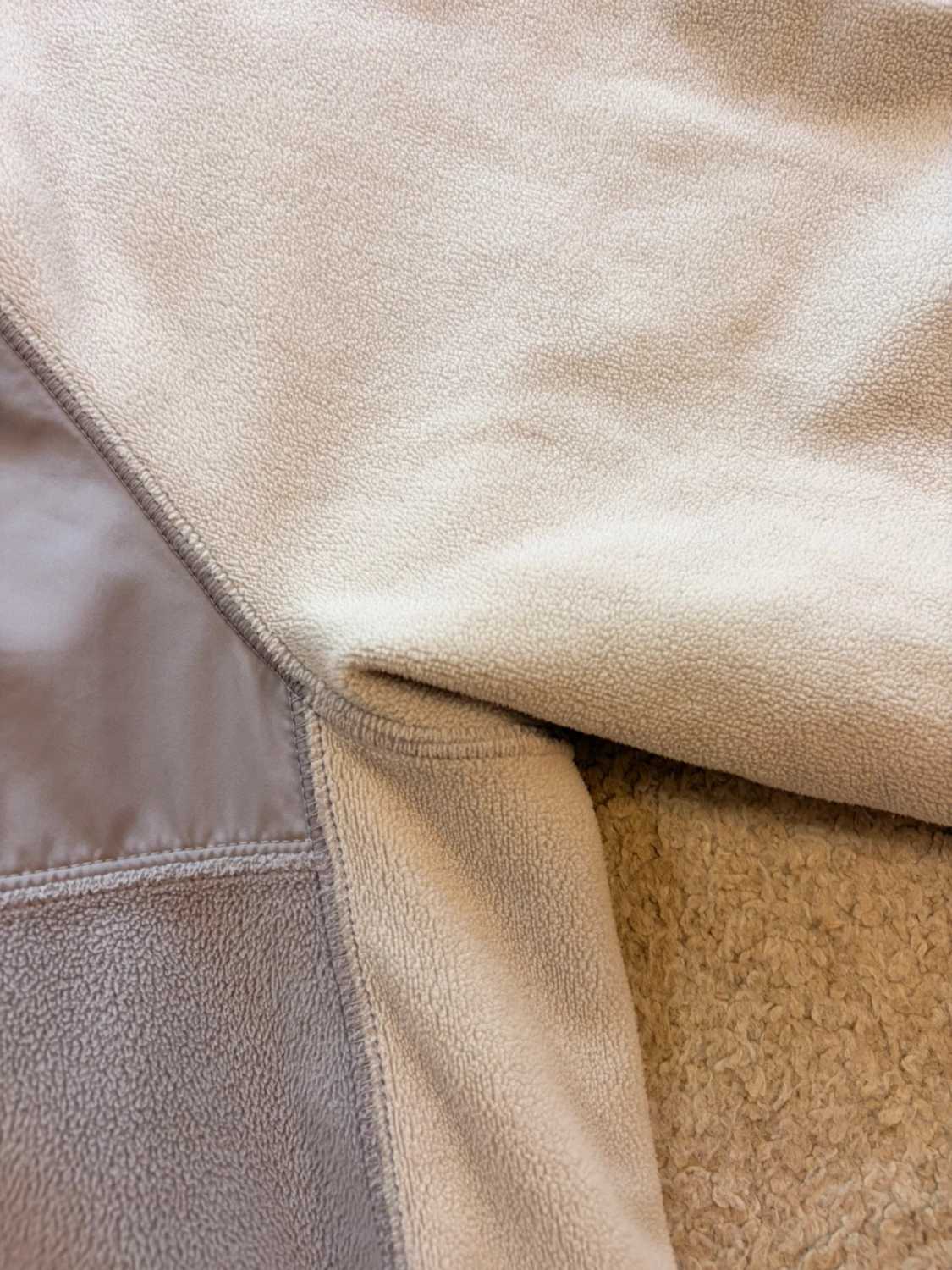 🧣🤍 Survêtement Nike Polaire Gris/Crème - Confort Chaud & Complet