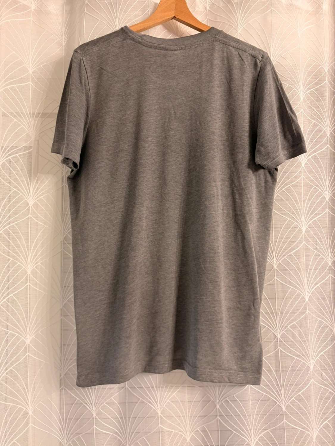 T-shirt Hollister Femme XL - Gris/Kaki - Coton Doux - Casual & Confortable