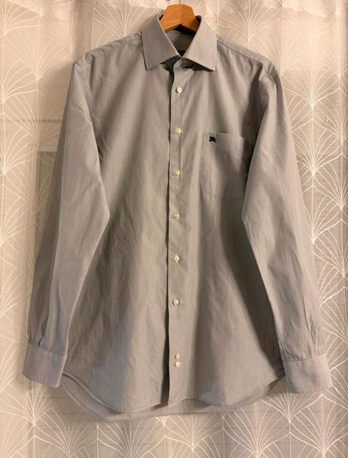 Chemise Burberry Homme 39/15.5 (M) | Rayures Iconiques | Coton de Luxe | Élégance