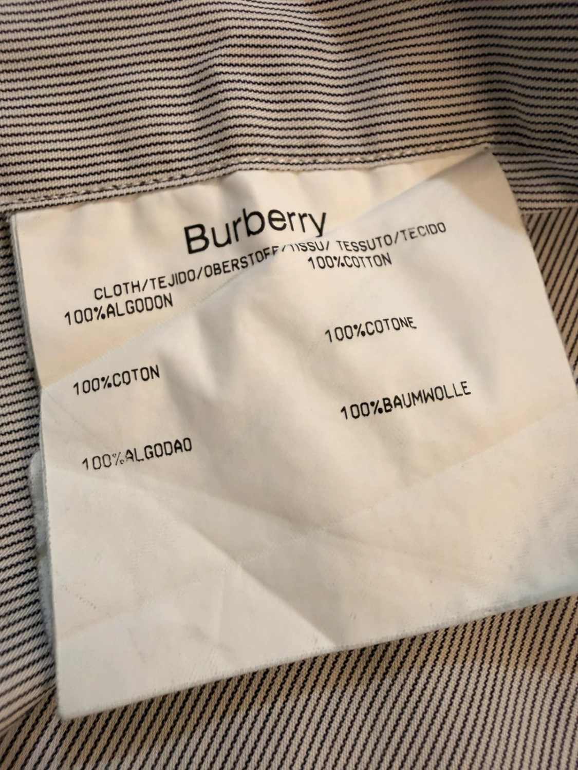 Chemise Burberry Homme 39/15.5 (M) | Rayures Iconiques | Coton de Luxe | Élégance