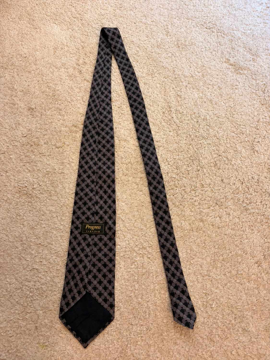 👔 Cravate Progress en Soie - Gris, Noir & Beige