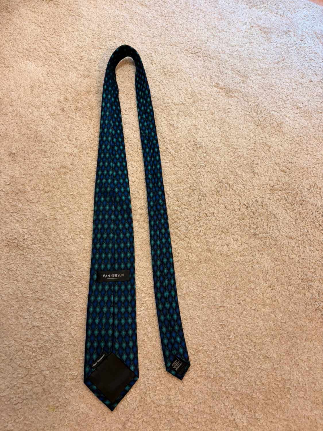 👔 Cravate Van Heusen - Soie "Stain Resistant" - Bleu & Vert