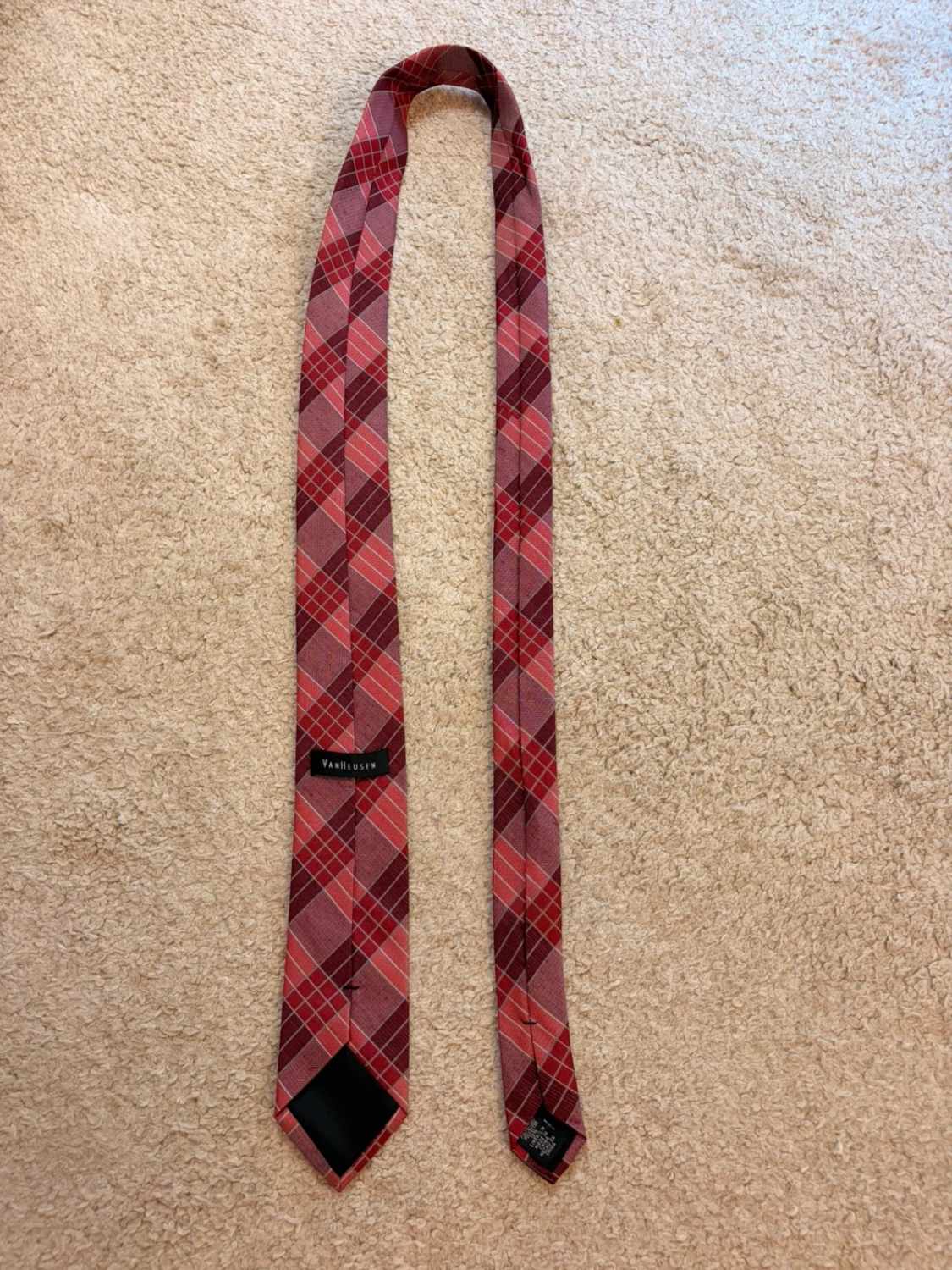👔 Cravate Van Heusen - Tons Chauds (Bordeaux, Corail, Rouge, Gris)