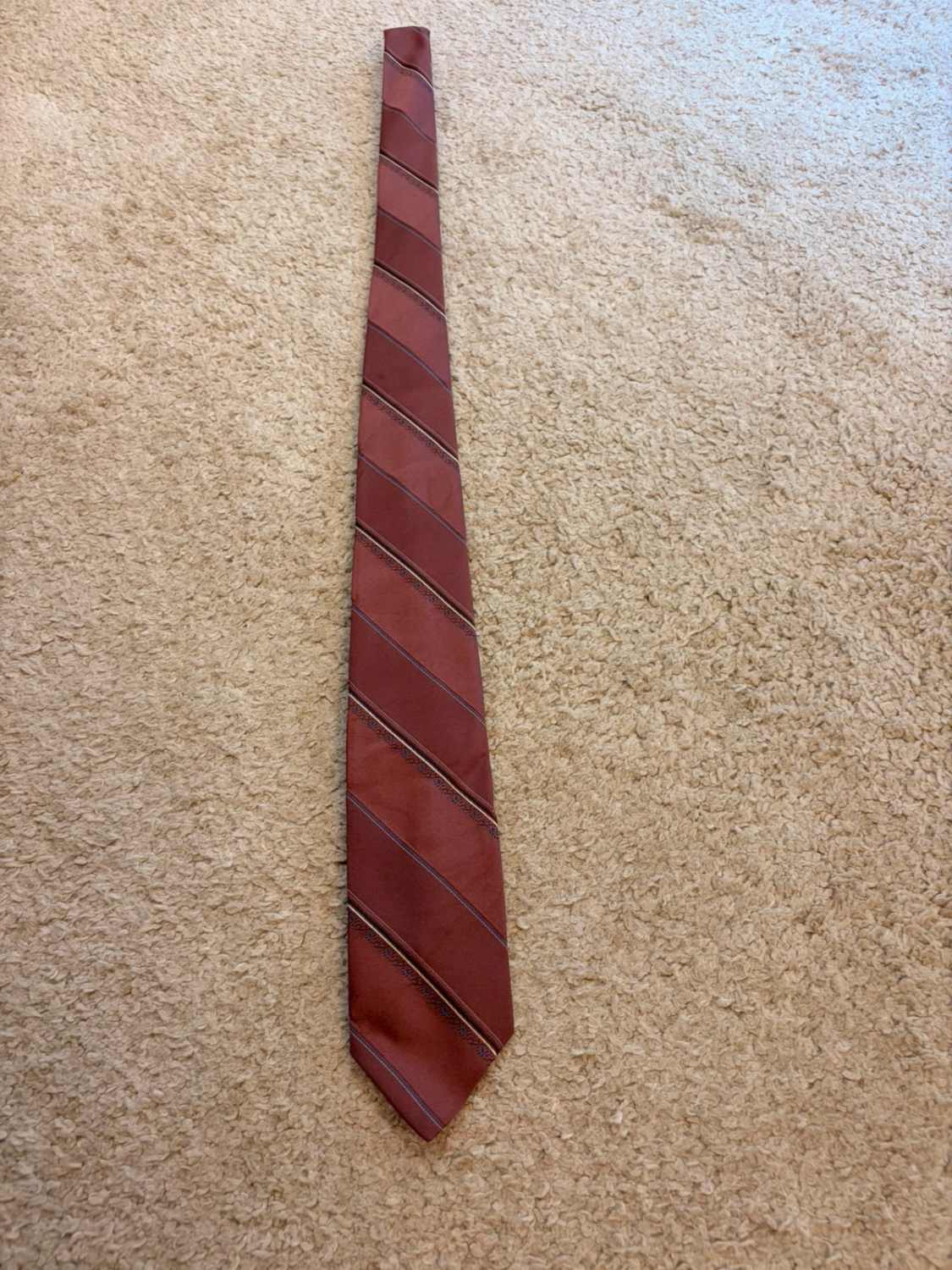 👔 Cravate Mervyn’s - Motifs Rose, Bleu, Blanc & Vert