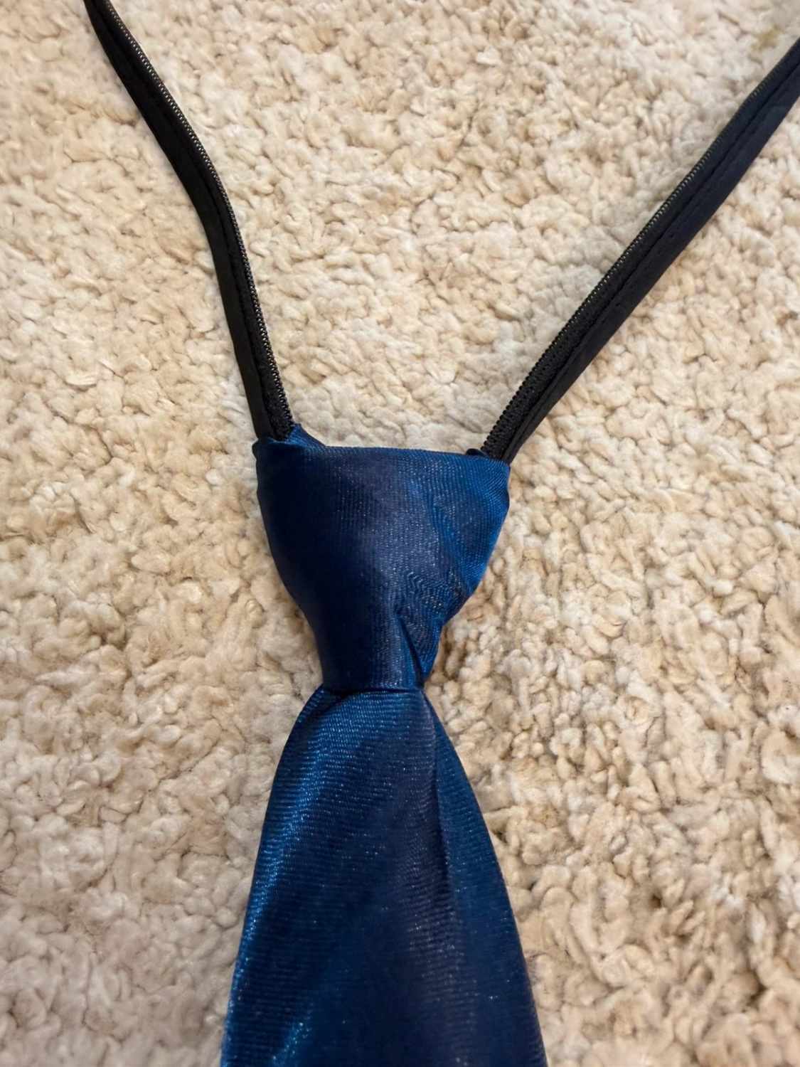 👔 Cravate Bleu Marine - Basique Indispensable