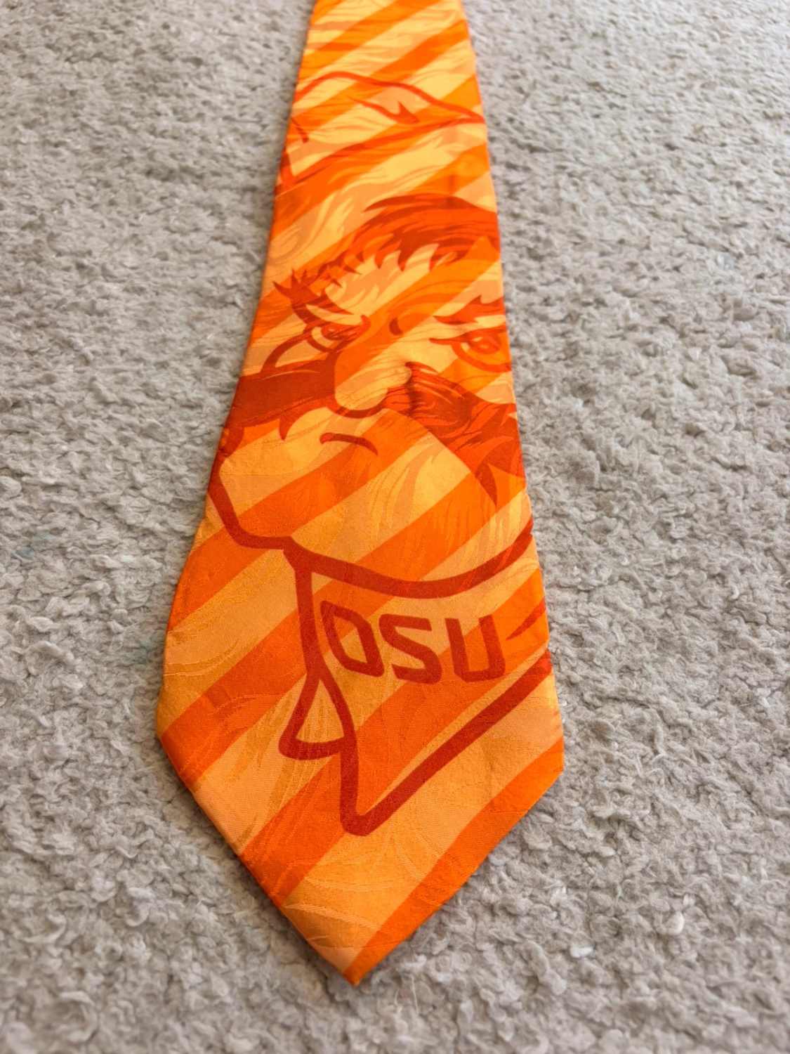 👔 Cravate OSU Alumni - Édition Collector