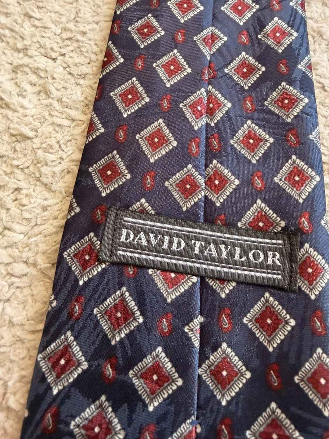 👔 Cravate David Taylor - Marine à motifs