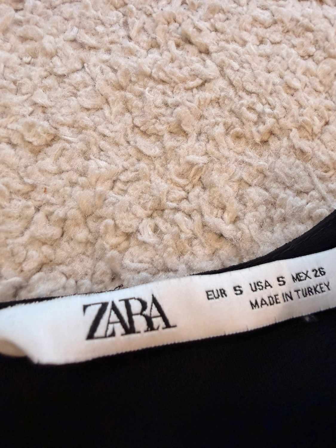 👚 Blouse Zara - Noir - Femme (S)