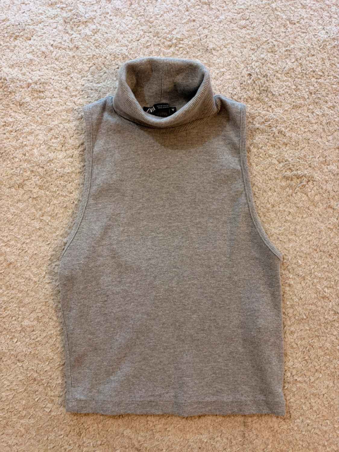 Top Col Roulé Zara Gris Sans Manches Femme - Taille M | Seconde Main