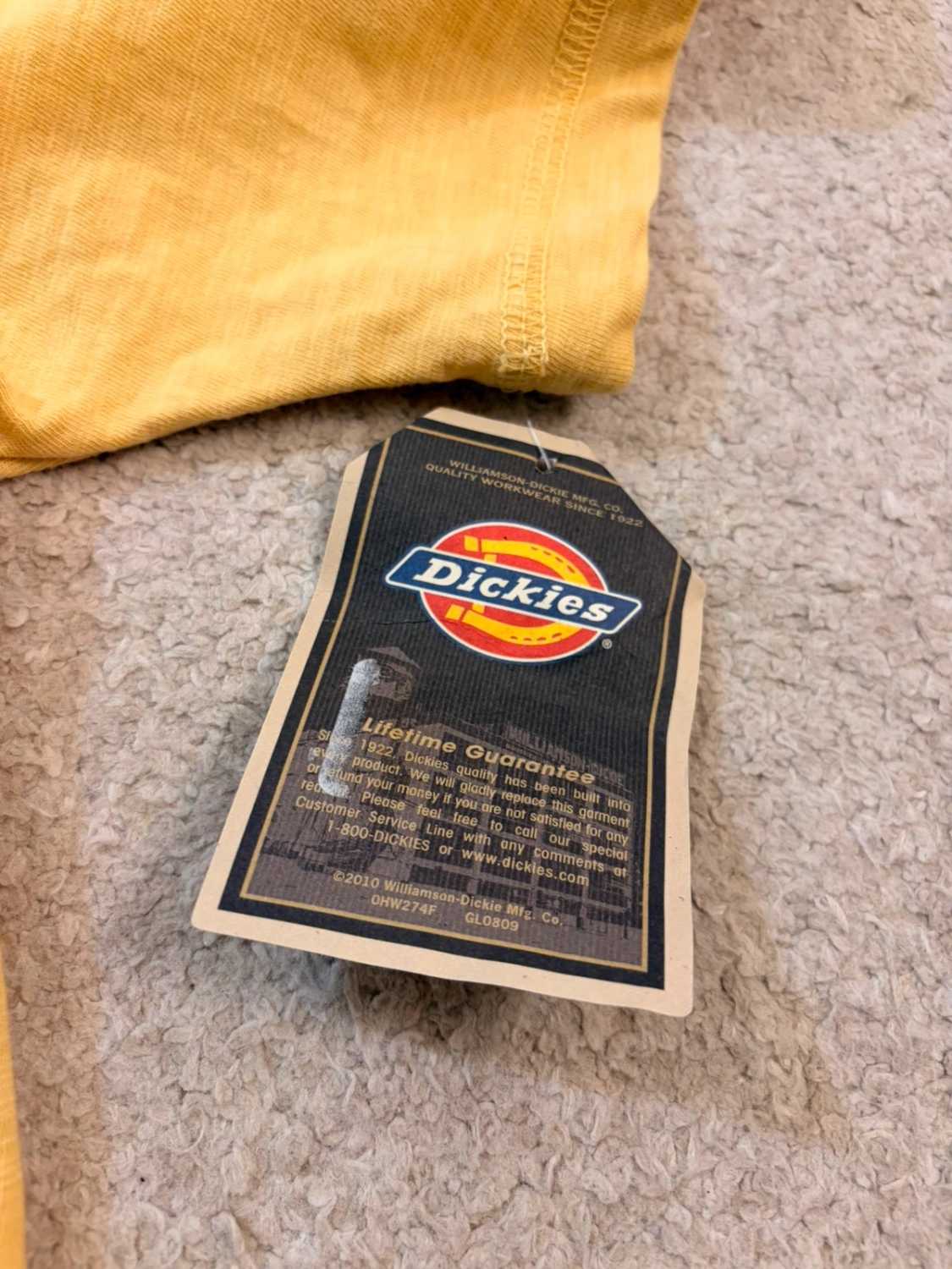 👕 T-shirt Dickies "A Legend in Work" - Moutarde - Neuf (XL)