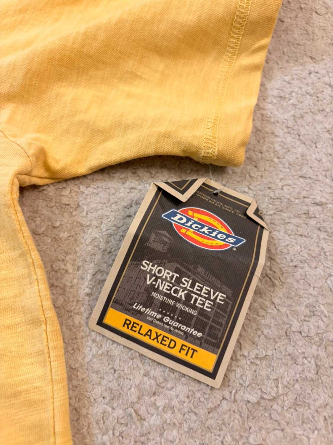 👕 T-shirt Dickies "A Legend in Work" - Moutarde - Neuf (XL)