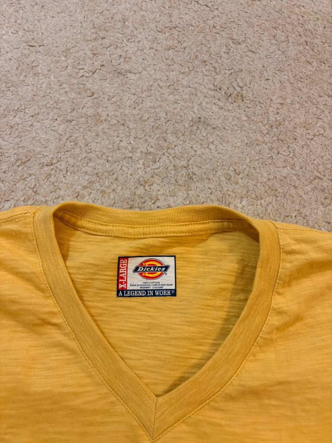 👕 T-shirt Dickies "A Legend in Work" - Moutarde - Neuf (XL)