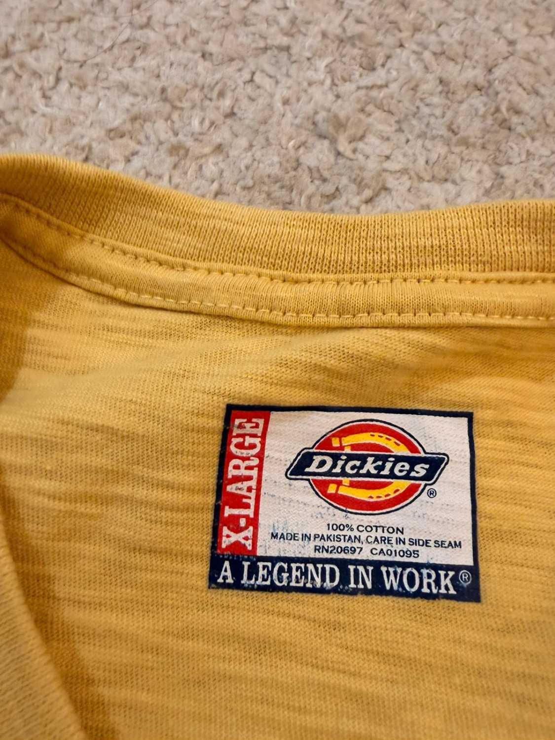 👕 T-shirt Dickies "A Legend in Work" - Moutarde - Neuf (XL)